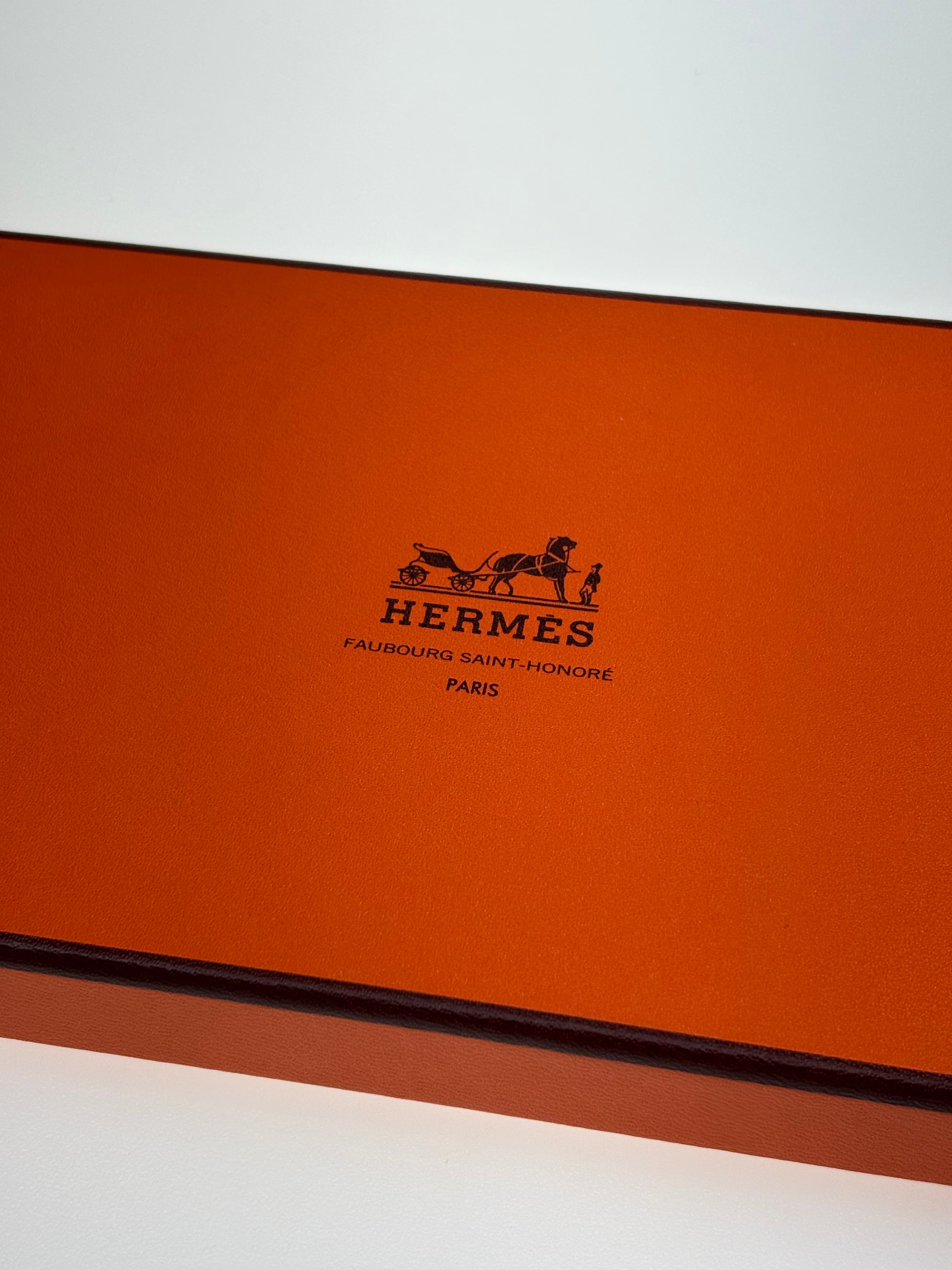 Rote Hermès Seidenkrawatte