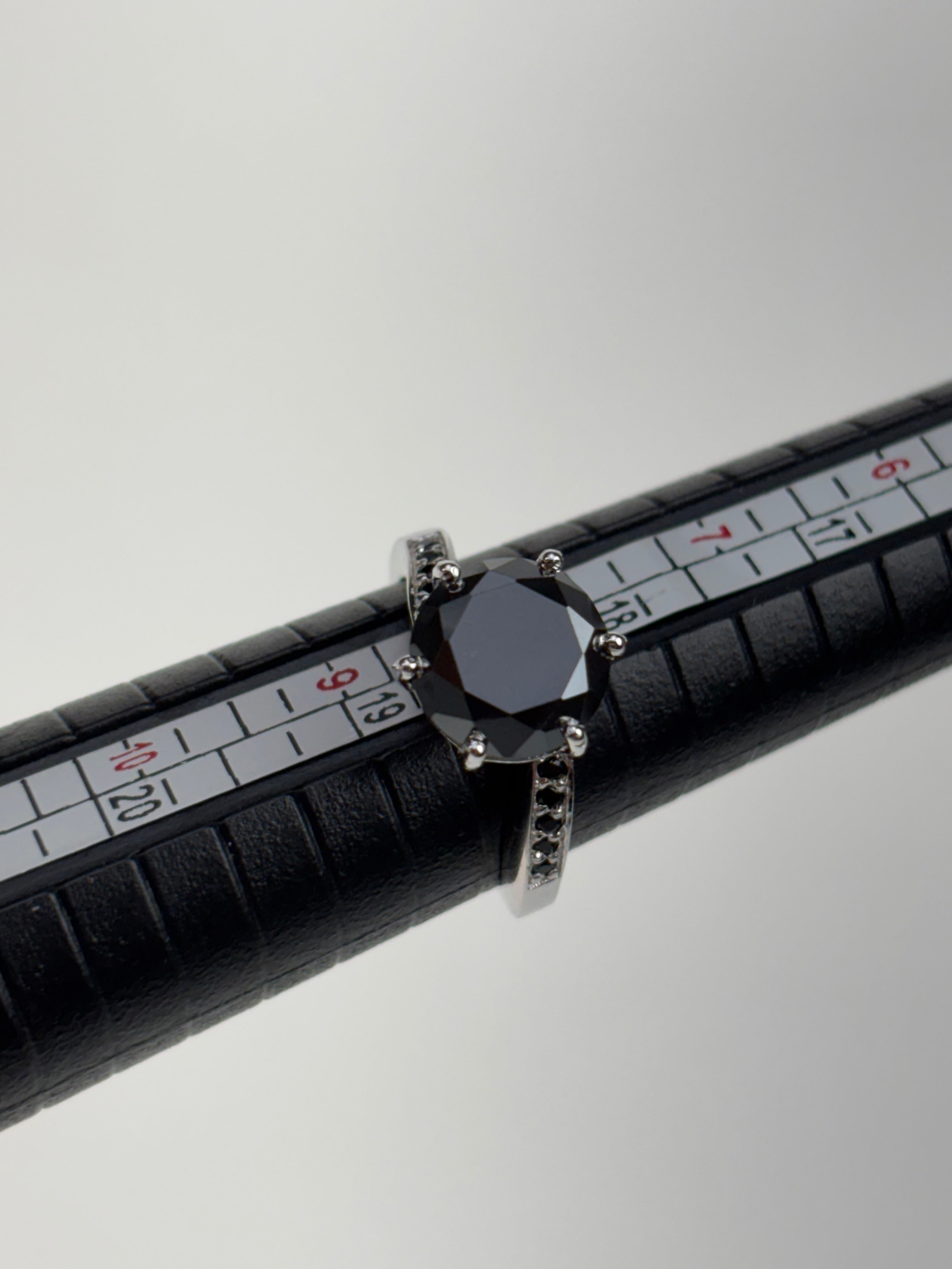 Verlobungsring Set mit schwarzen Moissaniten 5.37 Ct. / 925er Silber  Größe 8