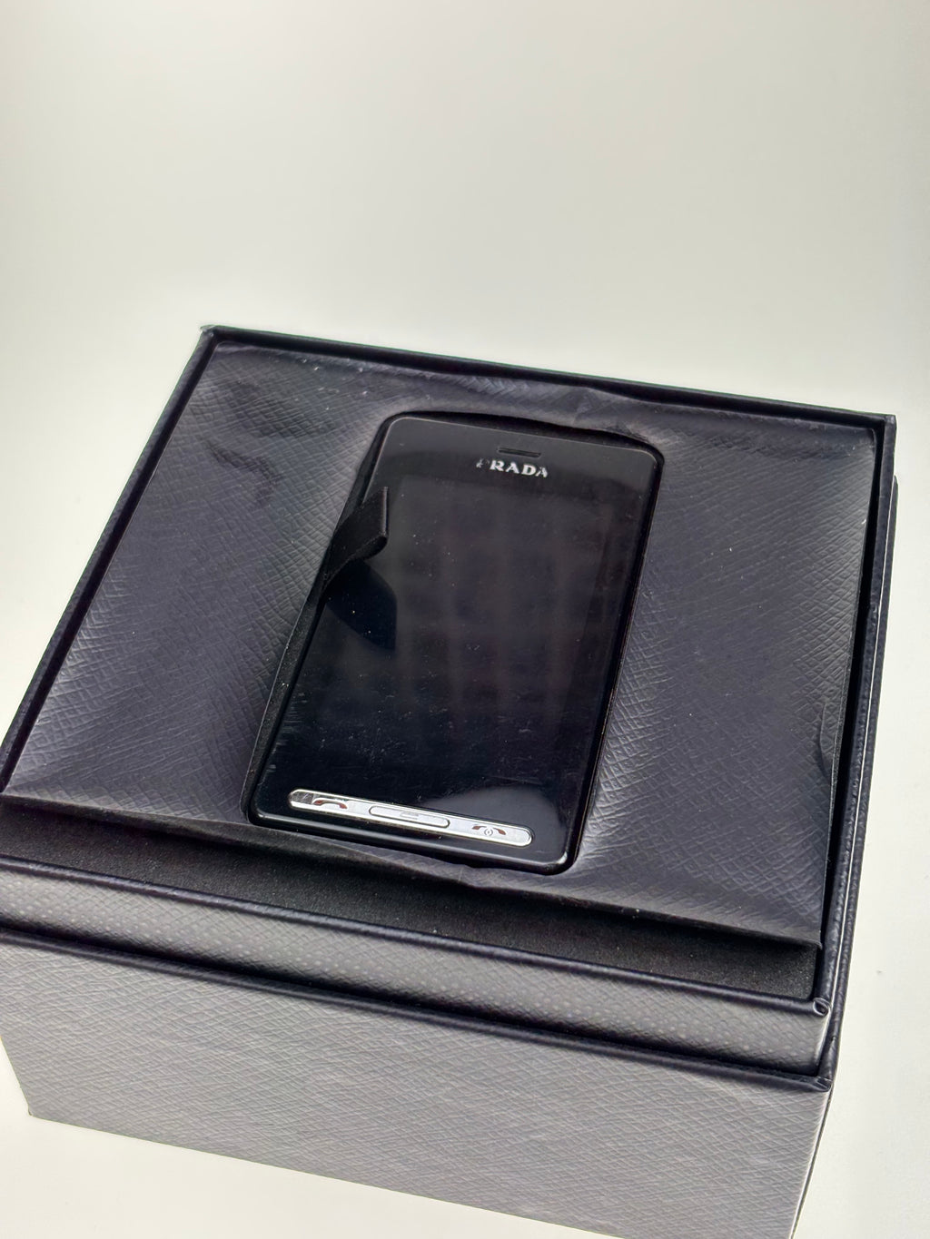 Prada x OLG Phone Full Set