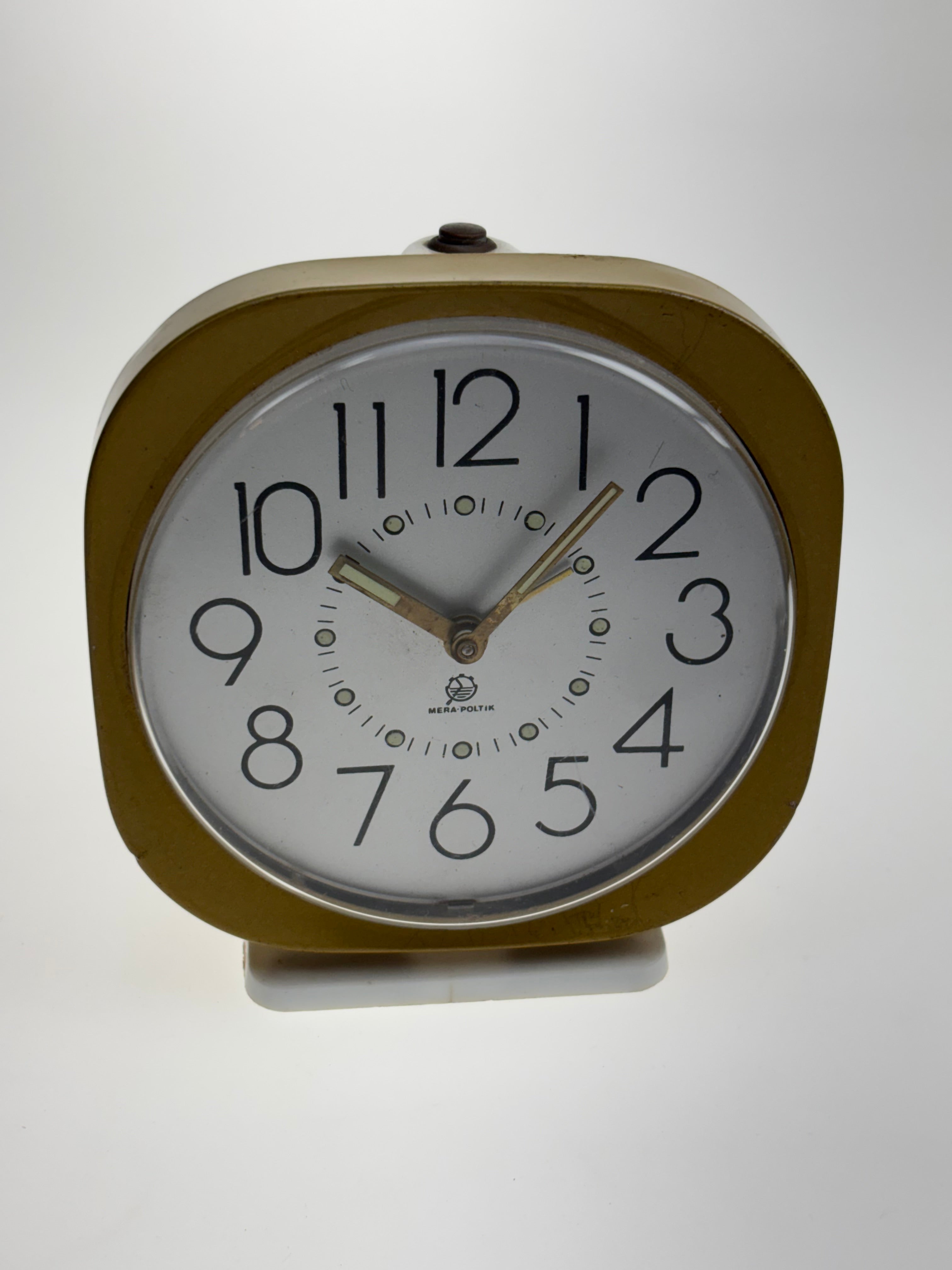 Mera Poltik Tischwecker