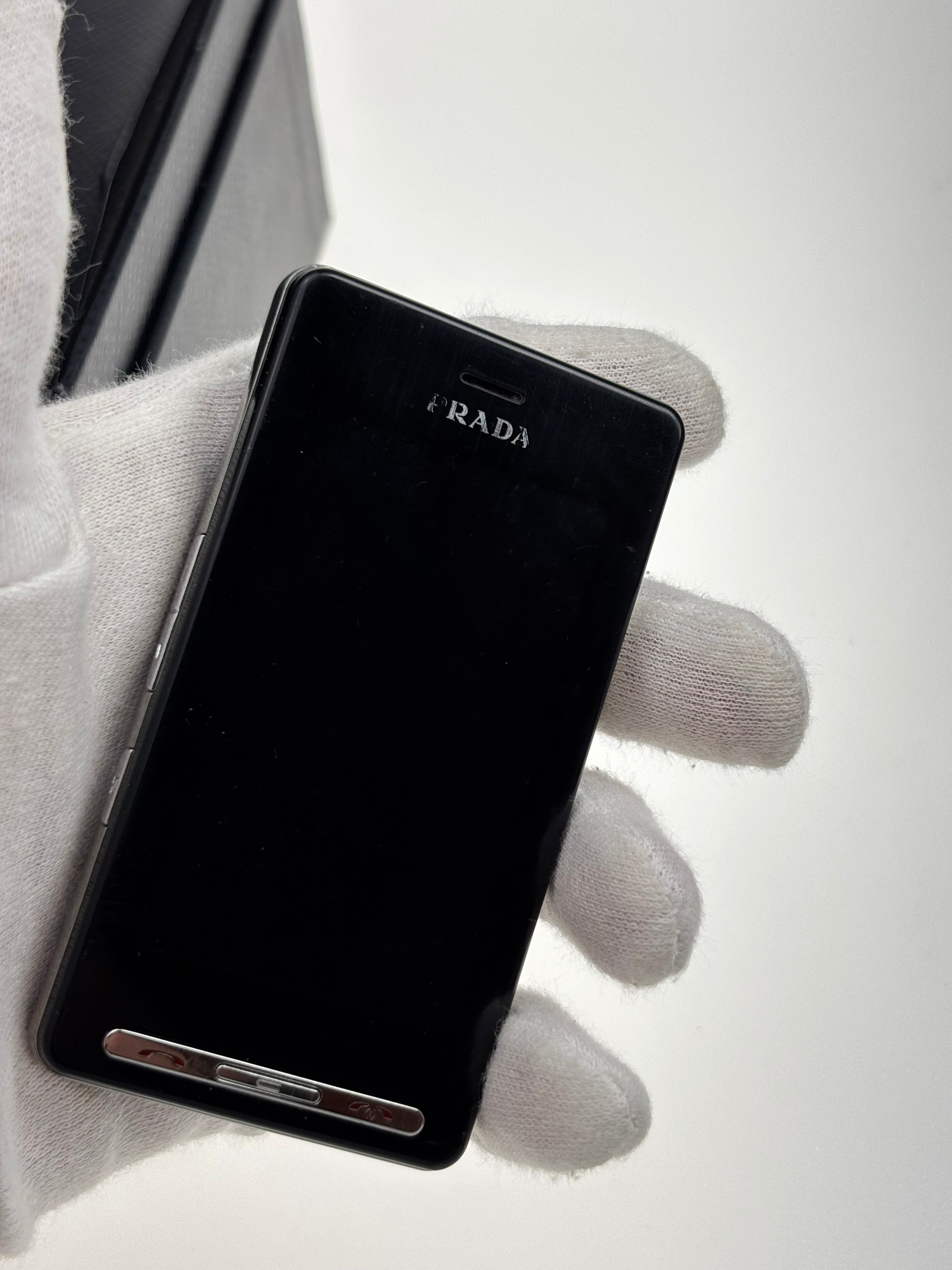 Prada x OLG Phone Full Set