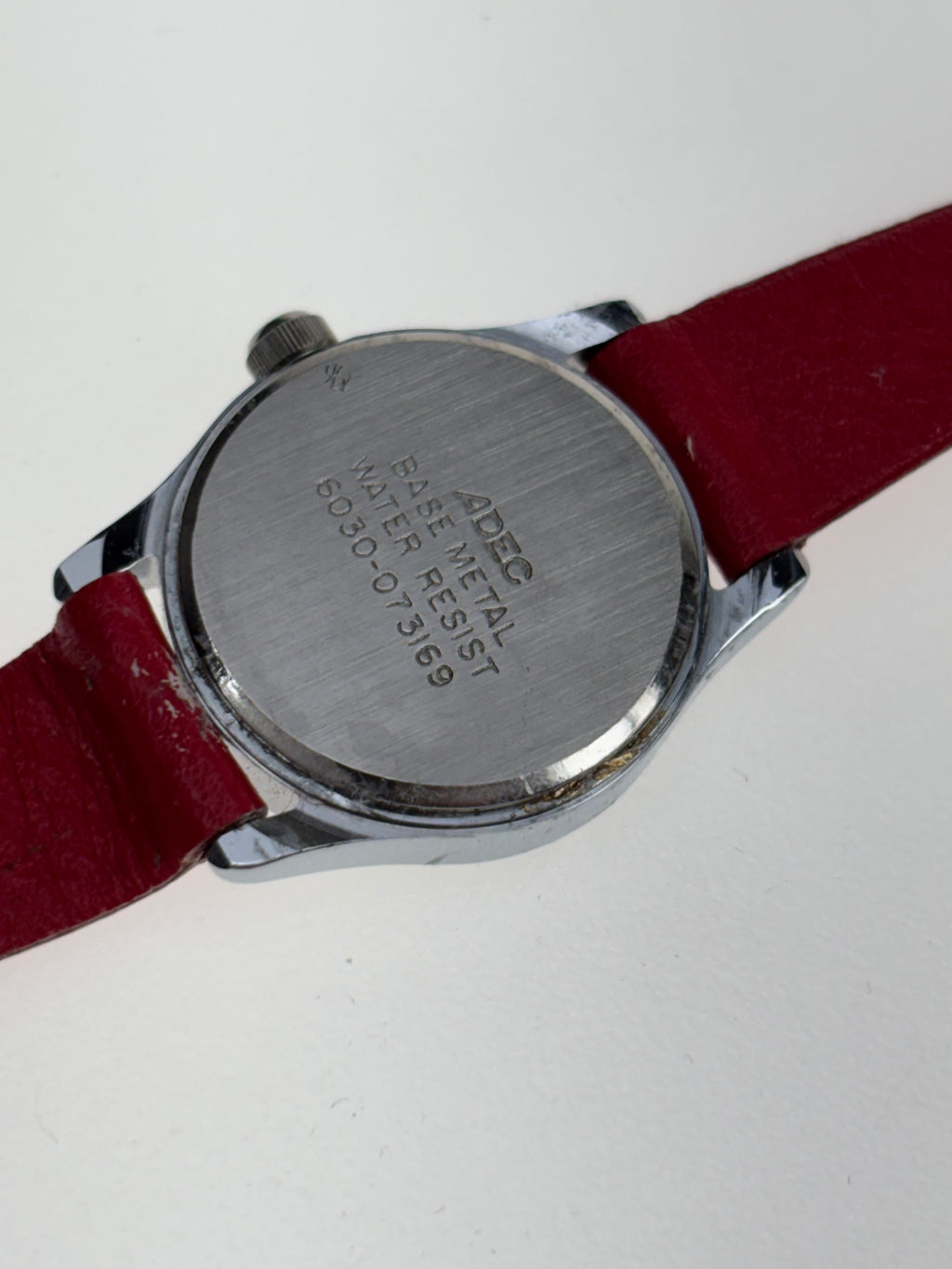 interesante Adec Uhr mit rotbraunem Armband NOS