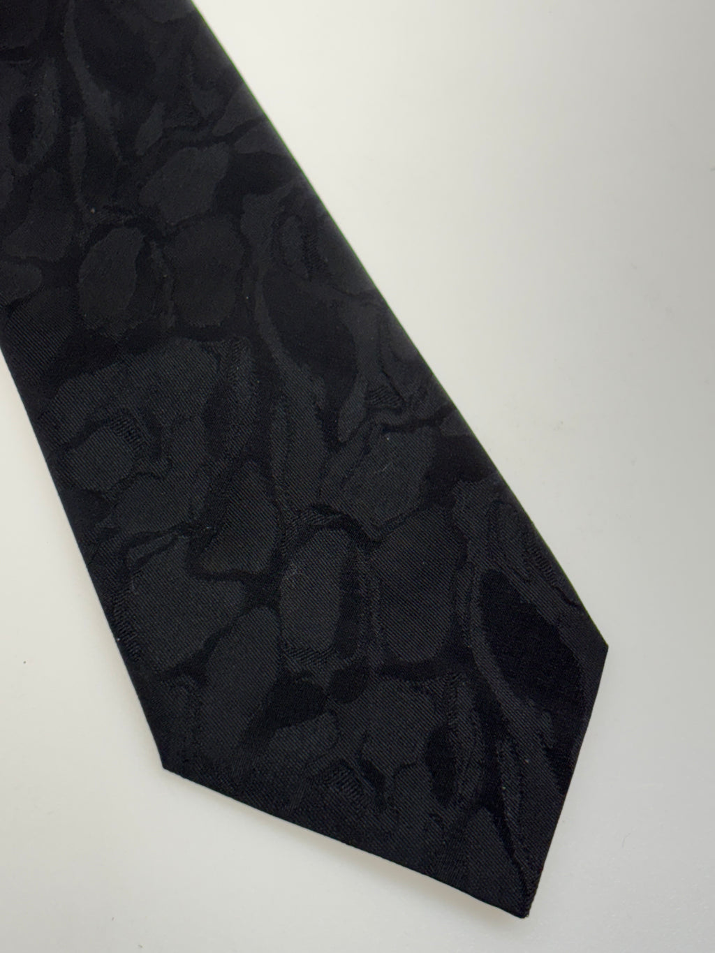 grau schwarz melierte Krawatte